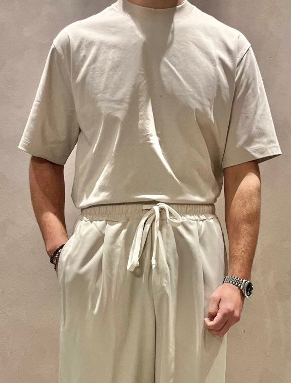 T-shirt beige